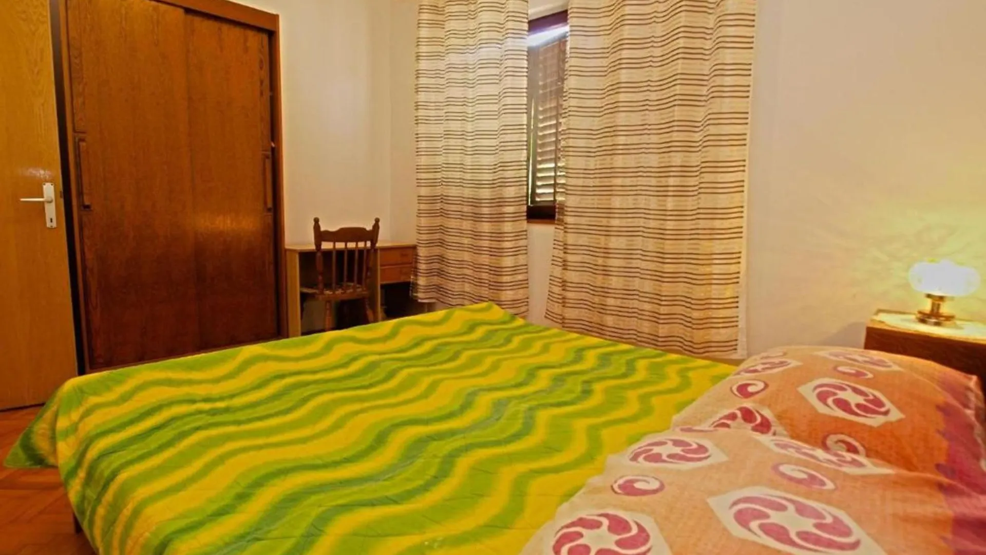 Cozy Apartment In Peroj With Terrace